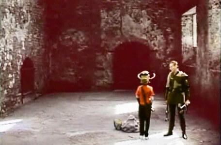 Knightmare Series 5 Team 2. Skarkill threatens Richard in a cavern.