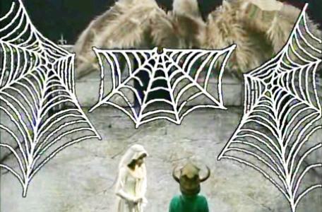 Knightmare Series 2 Team 9. Jamie is trapped in the Spider Room.