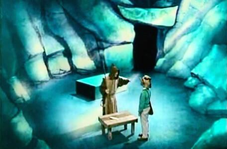 Knightmare Series 2 Team 9. Jamie meets Cedric at the start of Level 2.