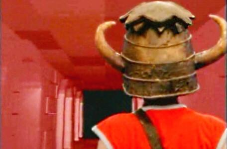 Knightmare Series 3 Team 12. Chris travels down a Level 2 dwarf tunnel.