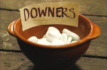 Knightmare Series 4 Quest 6. A bowl of pills labelled 'Downers'.