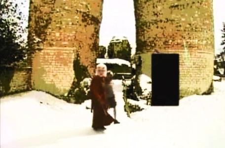 Knightmare Series 5 - End of series. Hordriss ushers Kelly forwards through a snow-covered area.